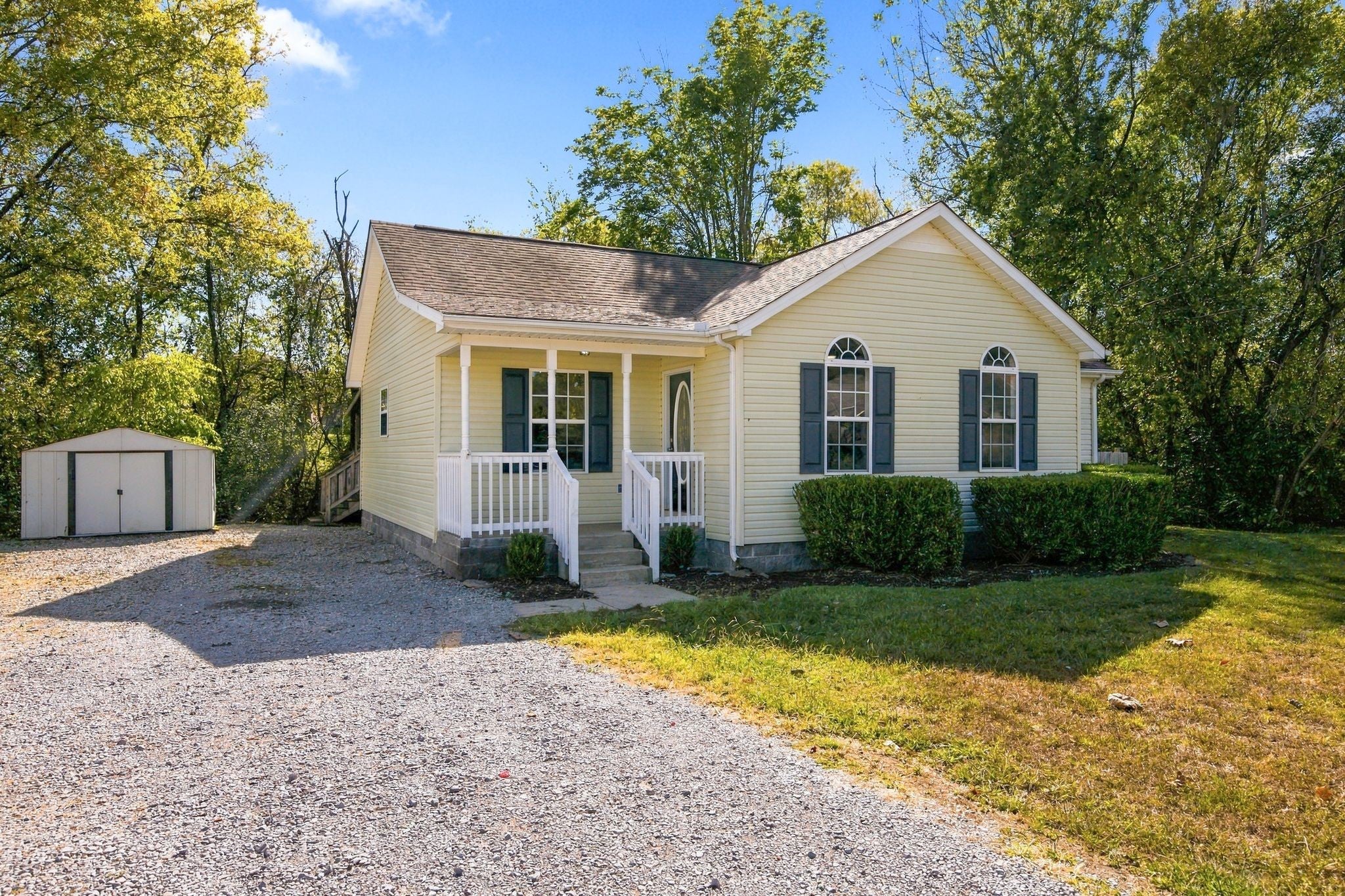111 Daytona Ln