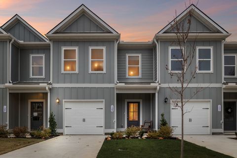 129 Ironhorse Way Dickson TN 37055