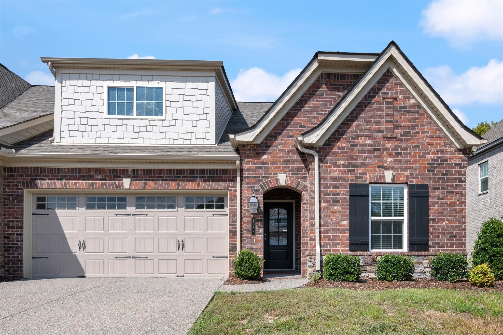 128 Owl Hollow Rd
