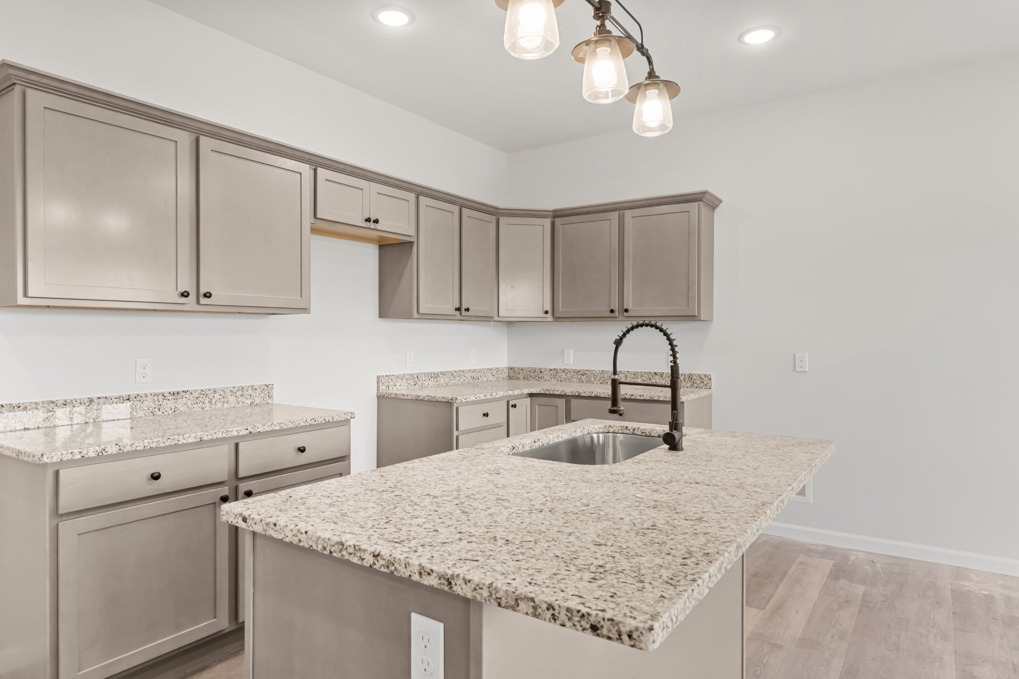 947 LACY CT 947 & 949