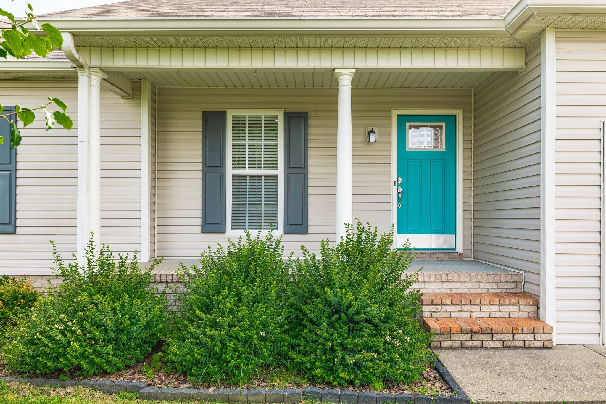 202 Putter Point Dr
