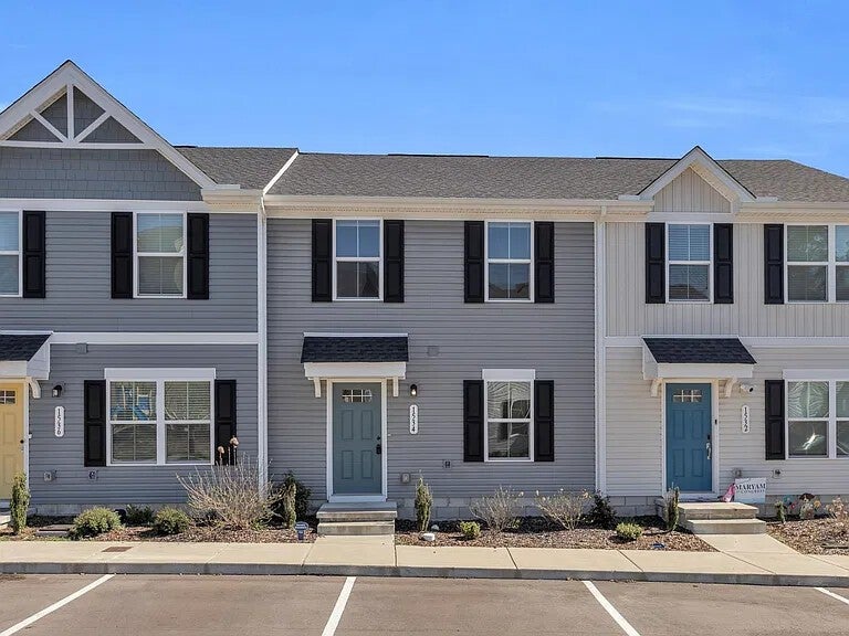 3.0-bed rental at 1534 Smoketree Rd