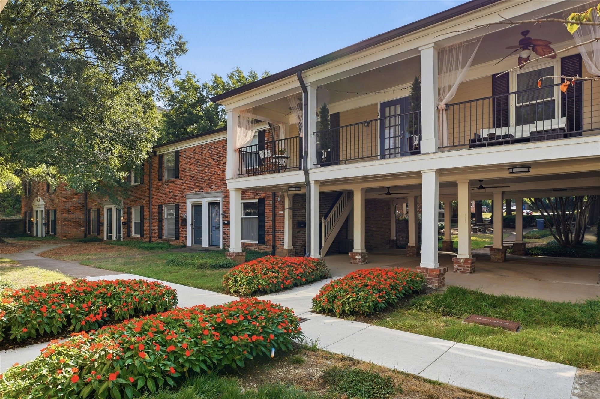 2-bed listing at 5025 Hillsboro Pike 22g, Nashville