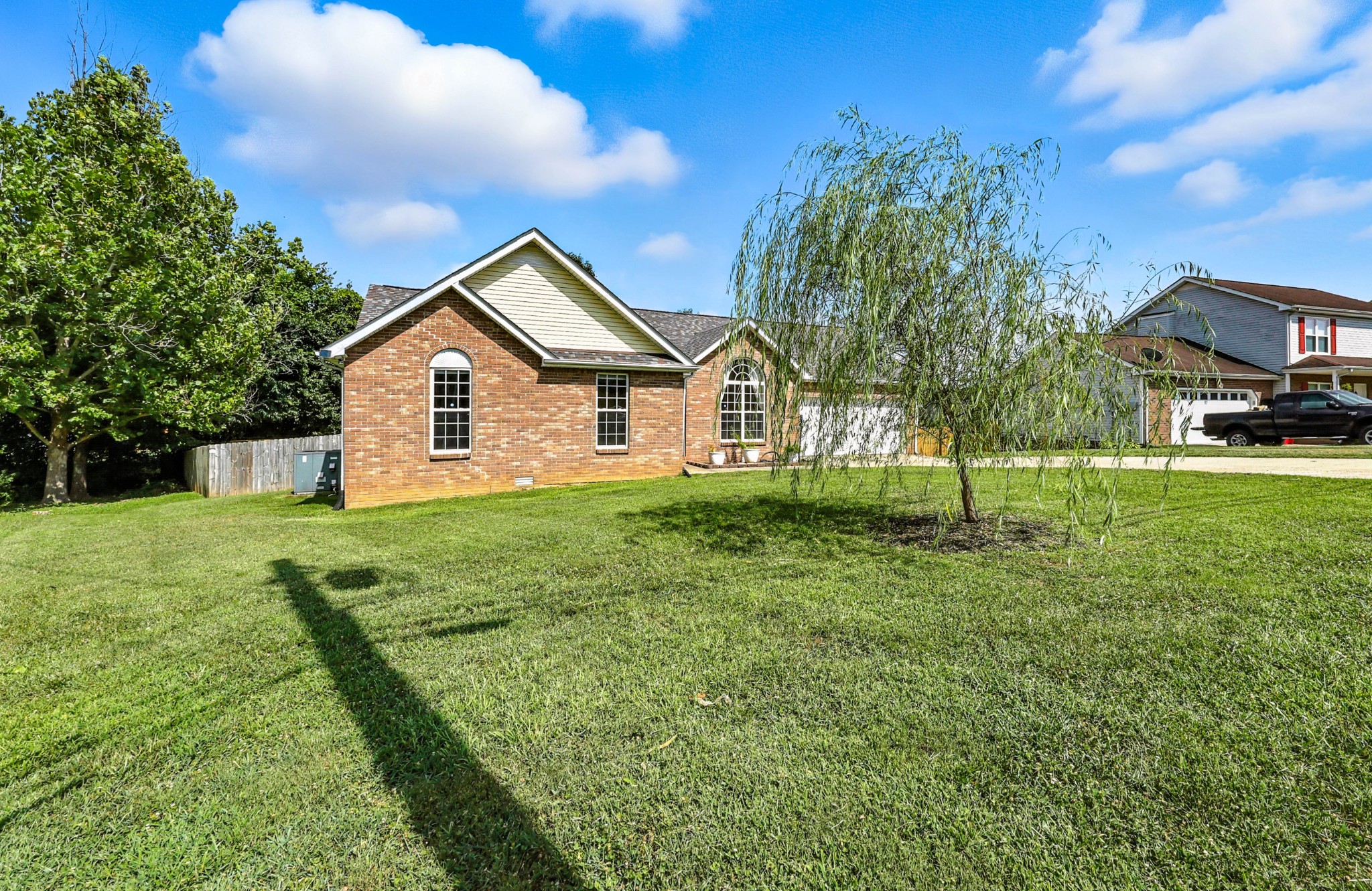 3142 Whitetail Dr