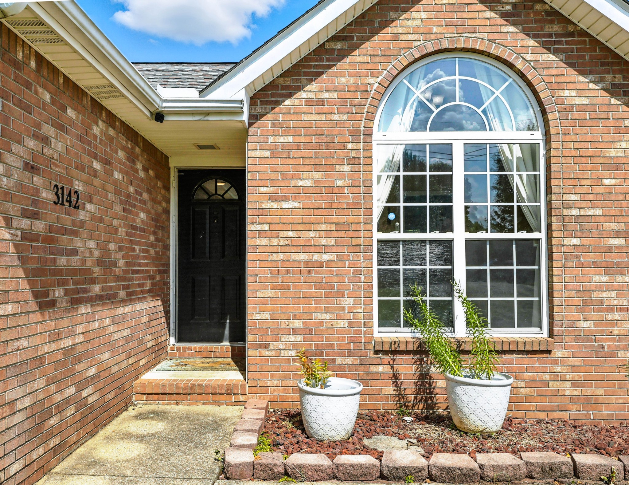 3142 Whitetail Dr