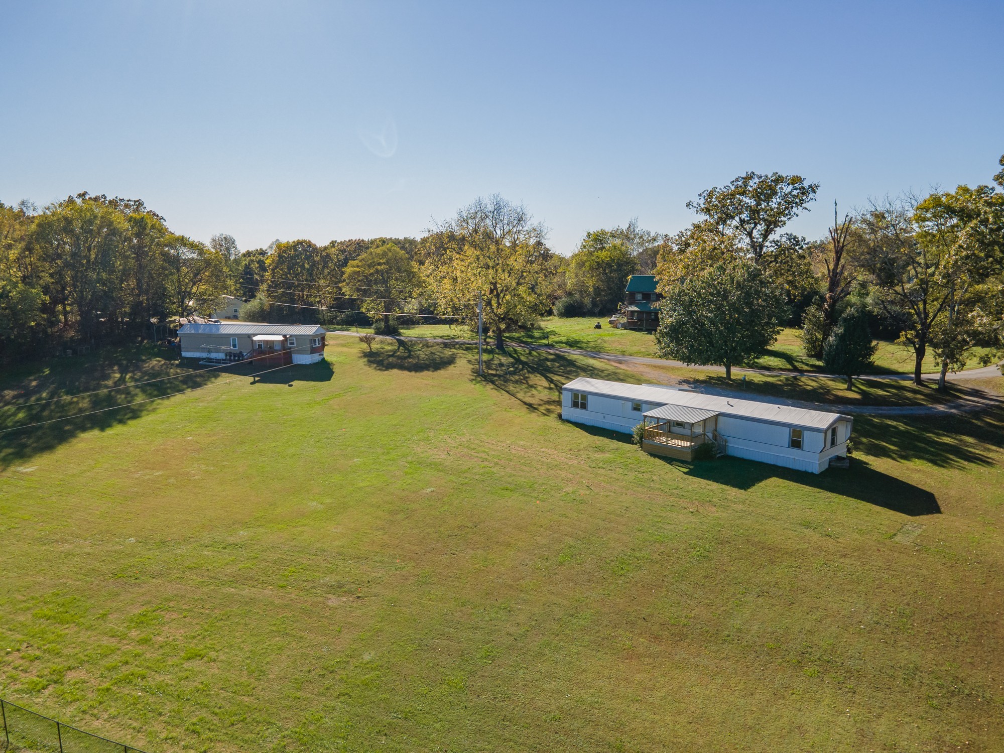 990 Community Rd