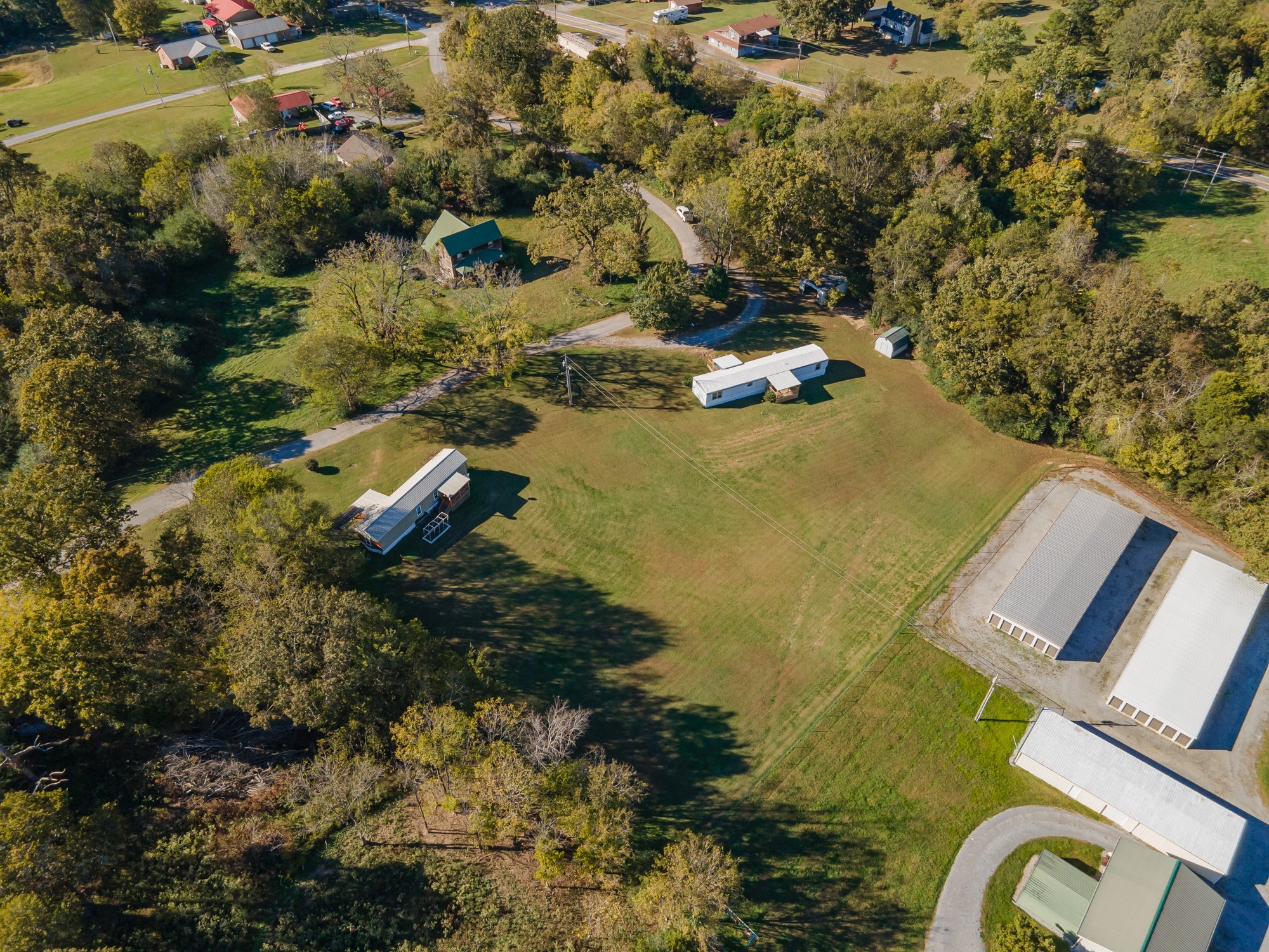 990 Community Rd