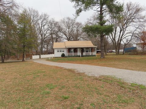 1280 Thompsonville Ln Oak Grove KY 42262