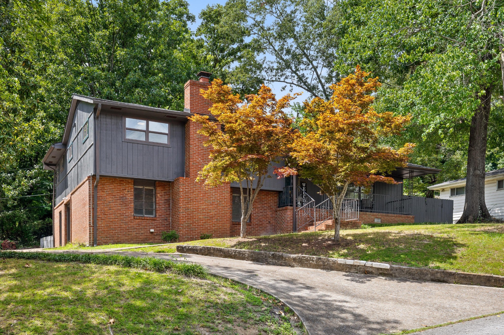 3805 Rollingwood Drive