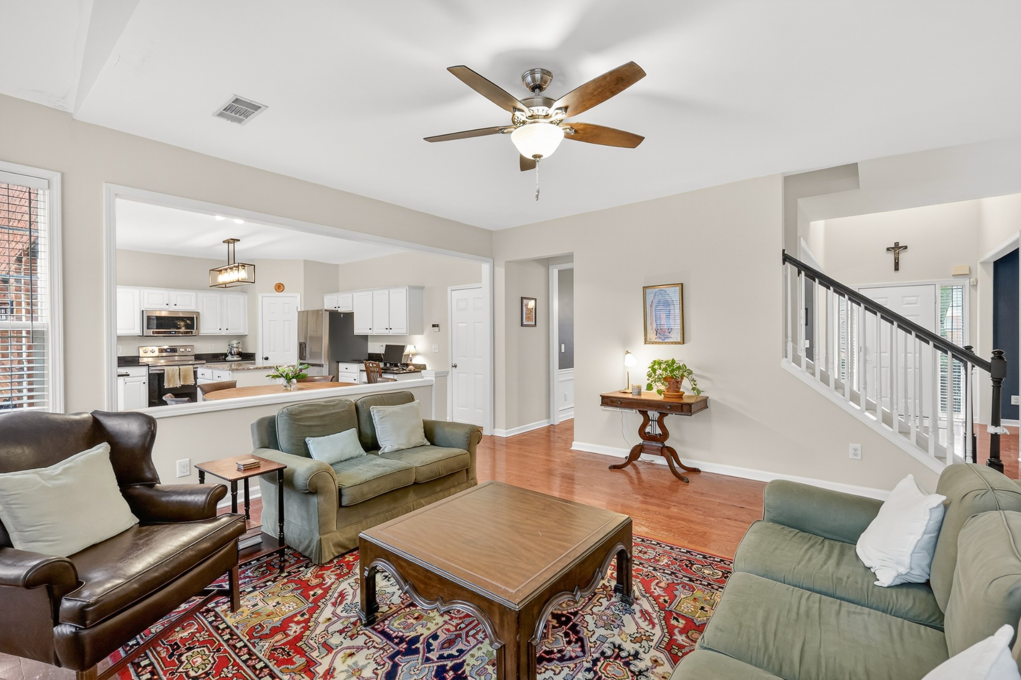 141 Sterling Oaks Ct