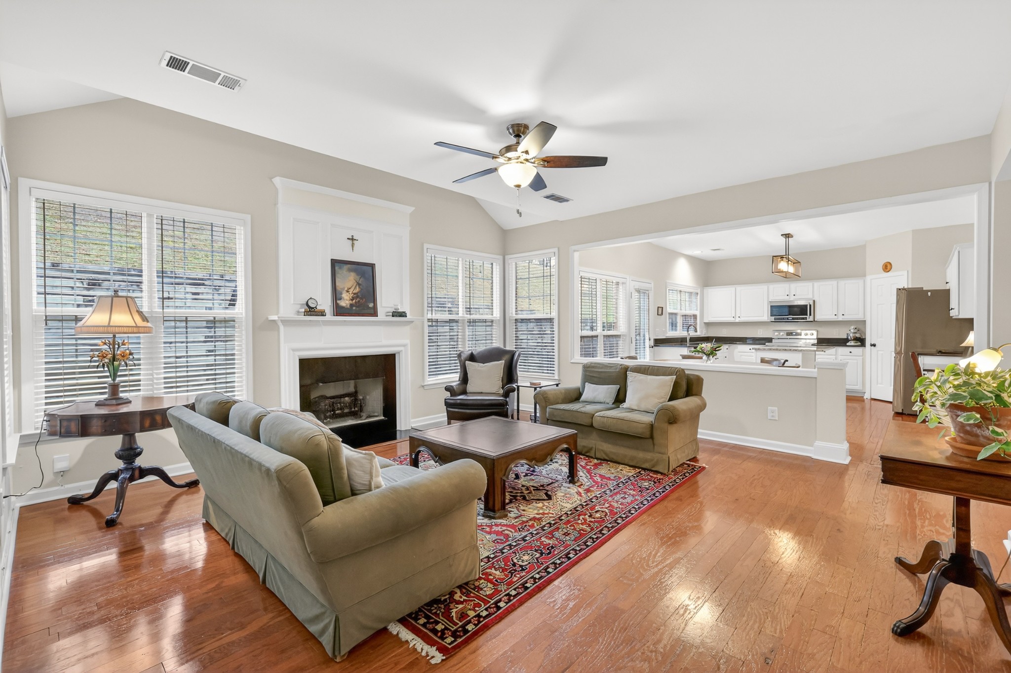 141 Sterling Oaks Ct