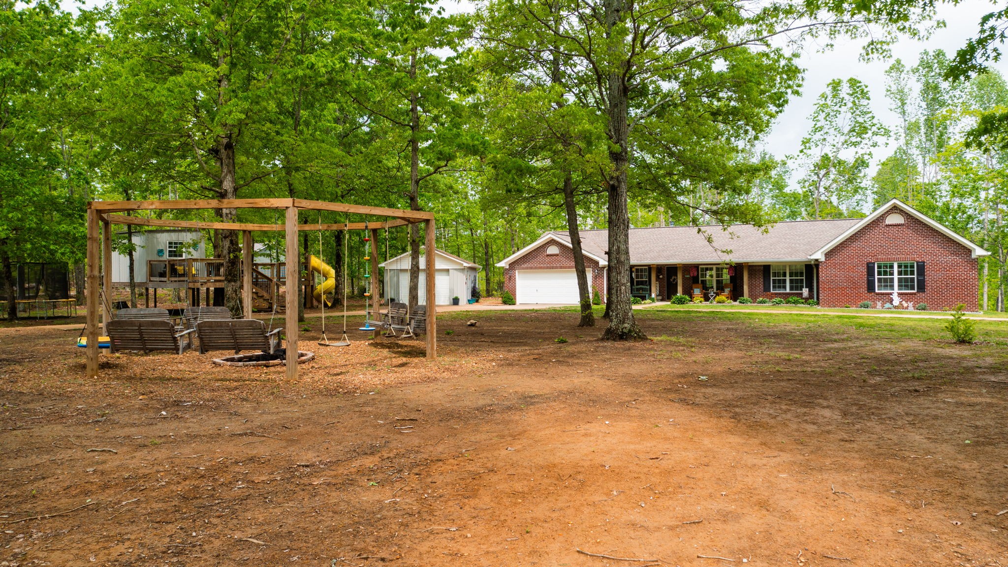 48 Sweet Springs Rd