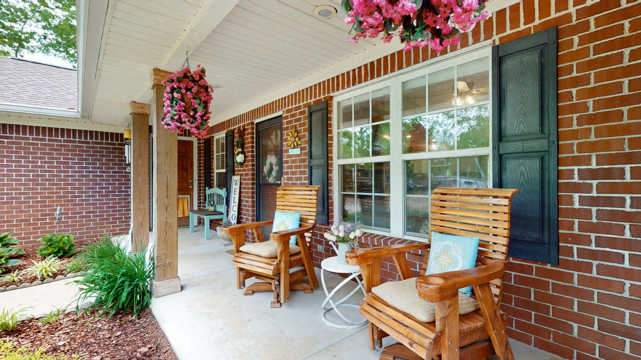48 Sweet Springs Rd