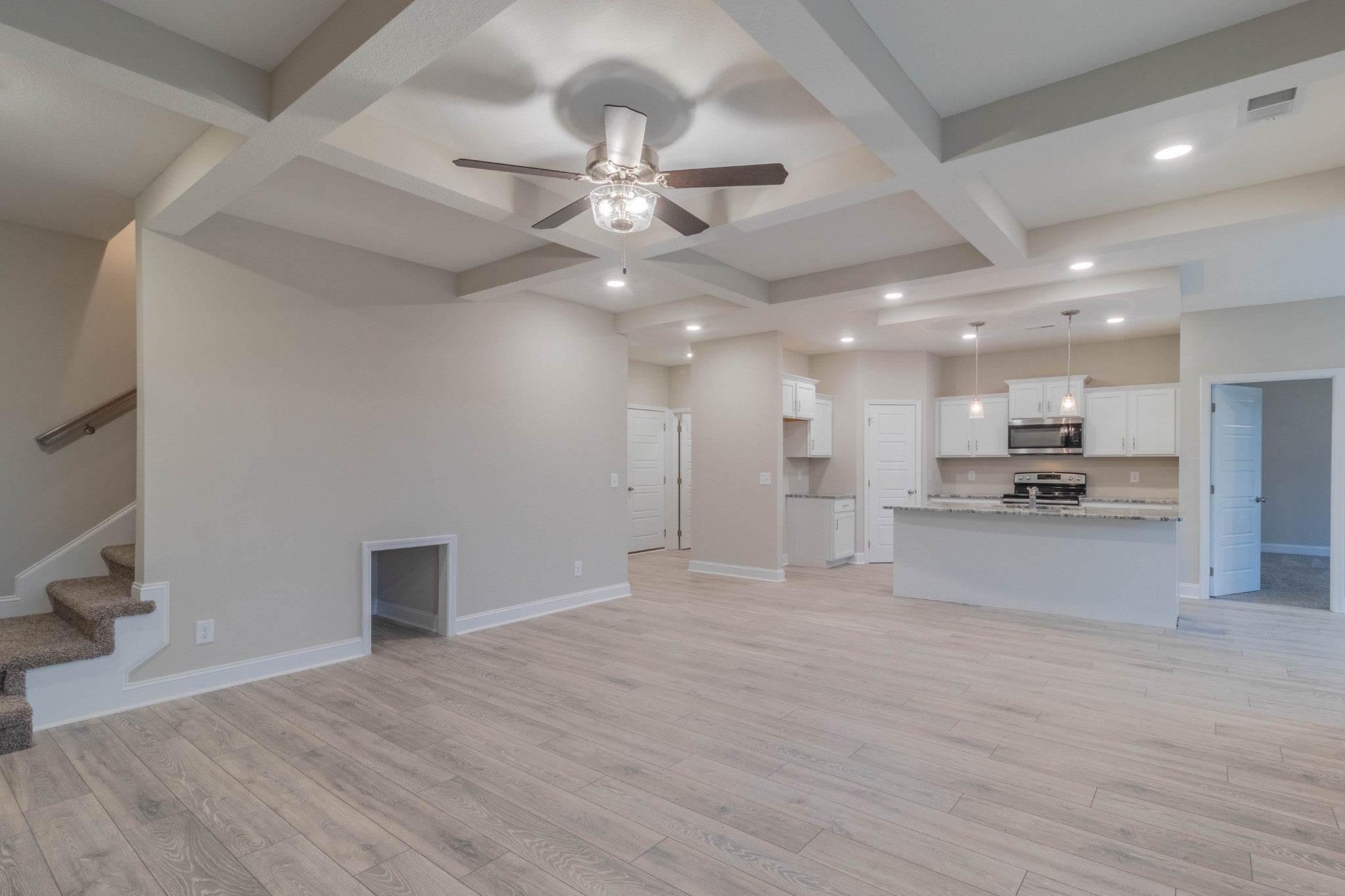 652 Alvin Rd