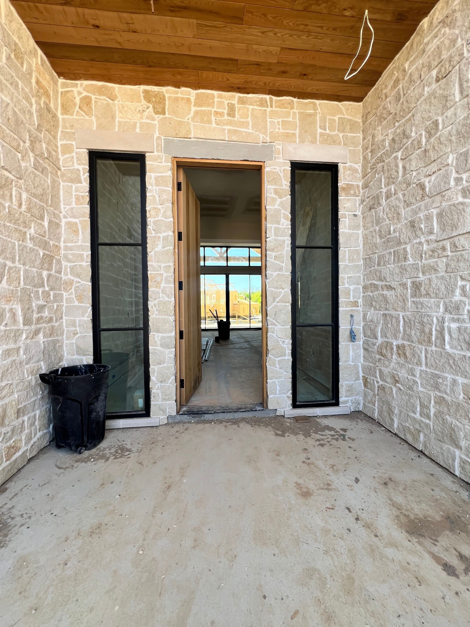 8101 Turning Point Dr