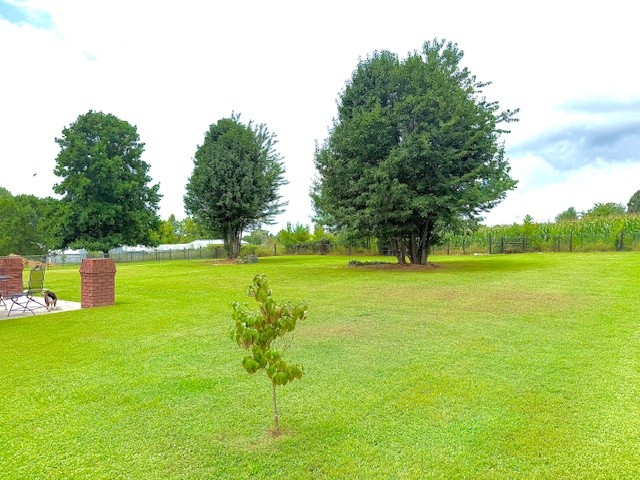 10 Jonathan Dr