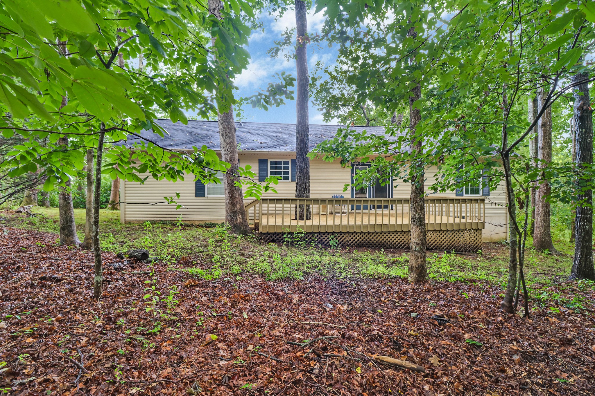 101 Ashdown Ln
