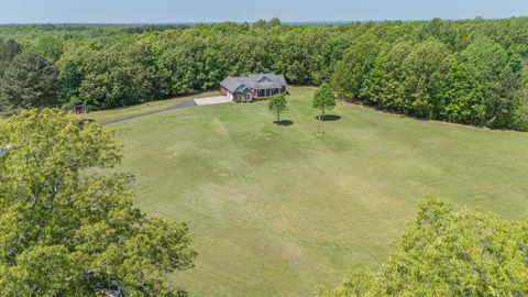 161 Cedar Grove Road Big Sandy TN 38221