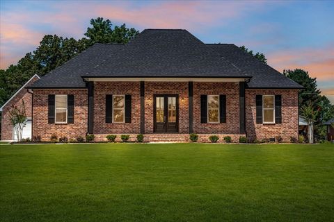 2351 Allen Ferry Rd Smithville TN 37166