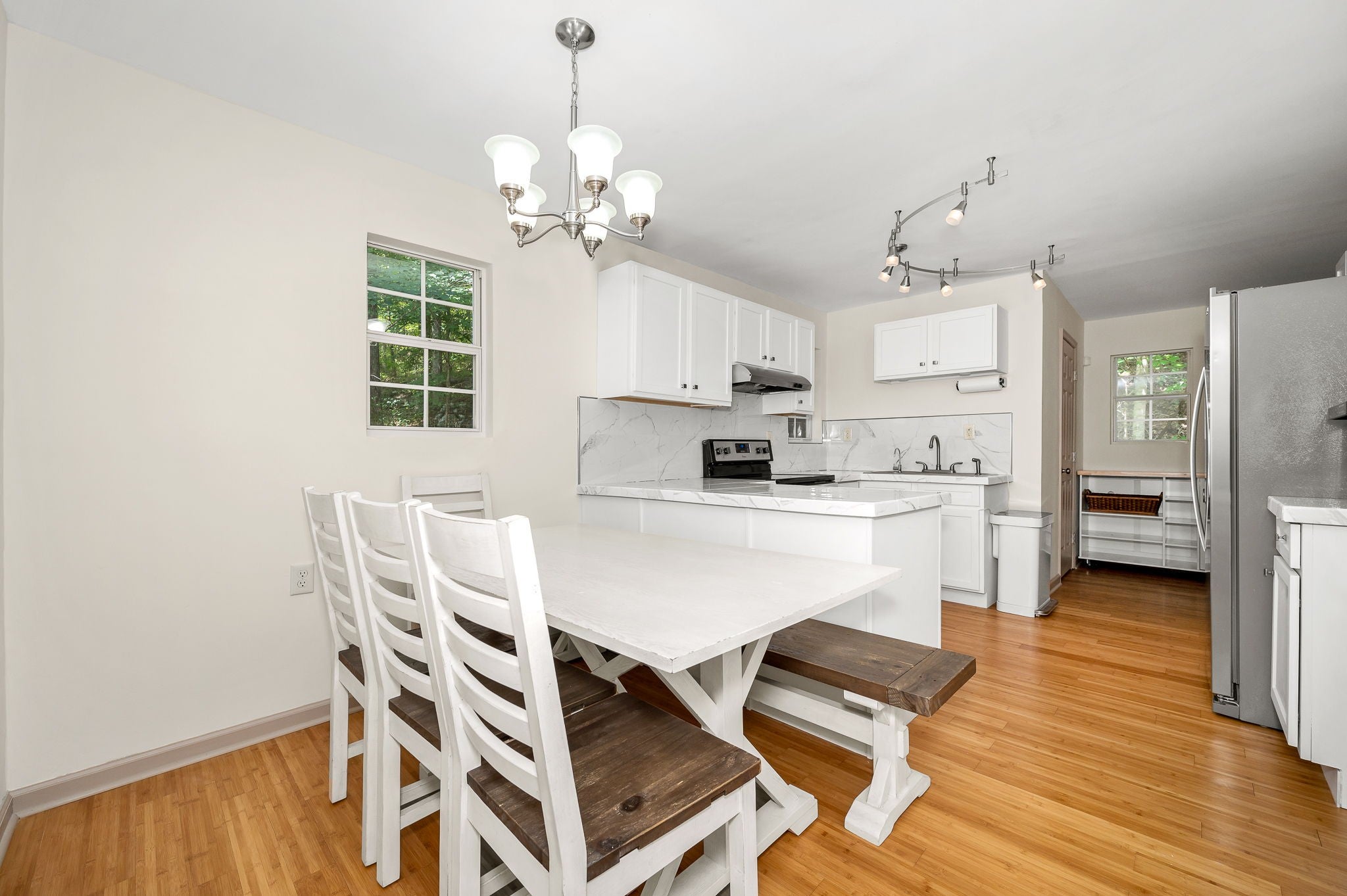 1555 Gassaway Main St