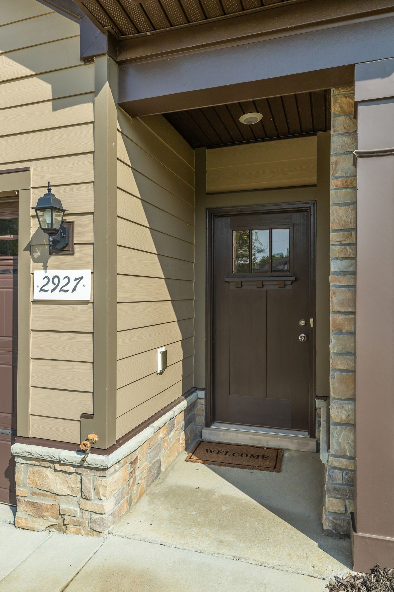 Murfreesboro, Tennessee 37128, United States, 2 Bedrooms Bedrooms, ,2 BathroomsBathrooms,Residential,Active,218479