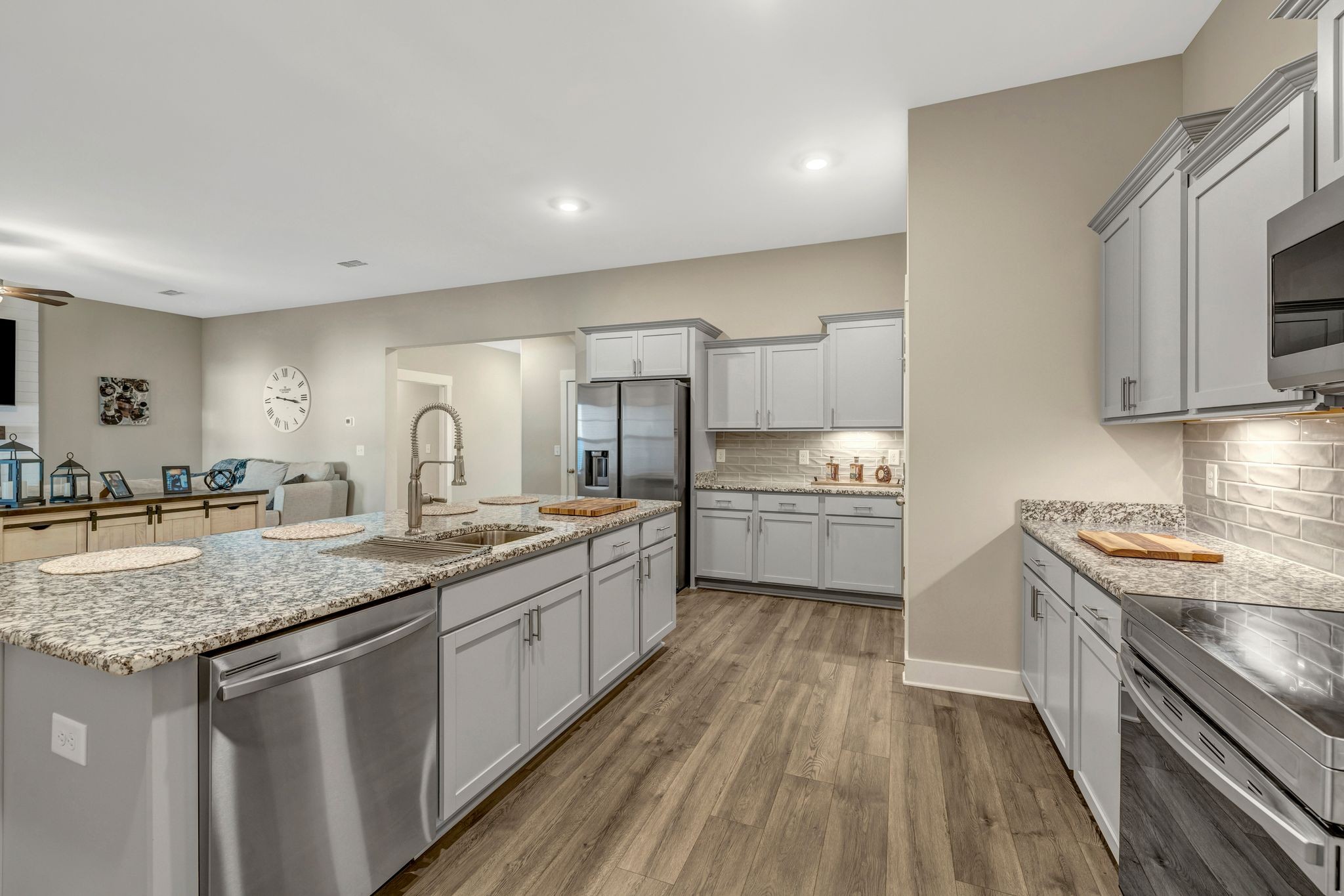 Murfreesboro, Tennessee 37128, United States, 2 Bedrooms Bedrooms, ,2 BathroomsBathrooms,Residential,Active,218479