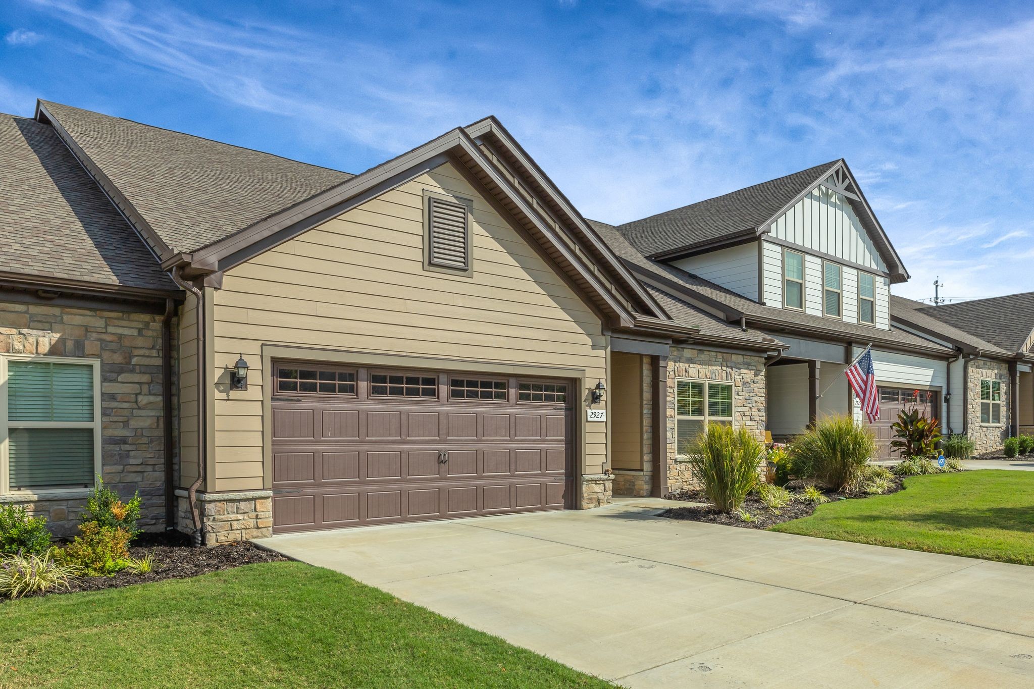 Murfreesboro, Tennessee 37128, United States, 2 Bedrooms Bedrooms, ,2 BathroomsBathrooms,Residential,Active,218479