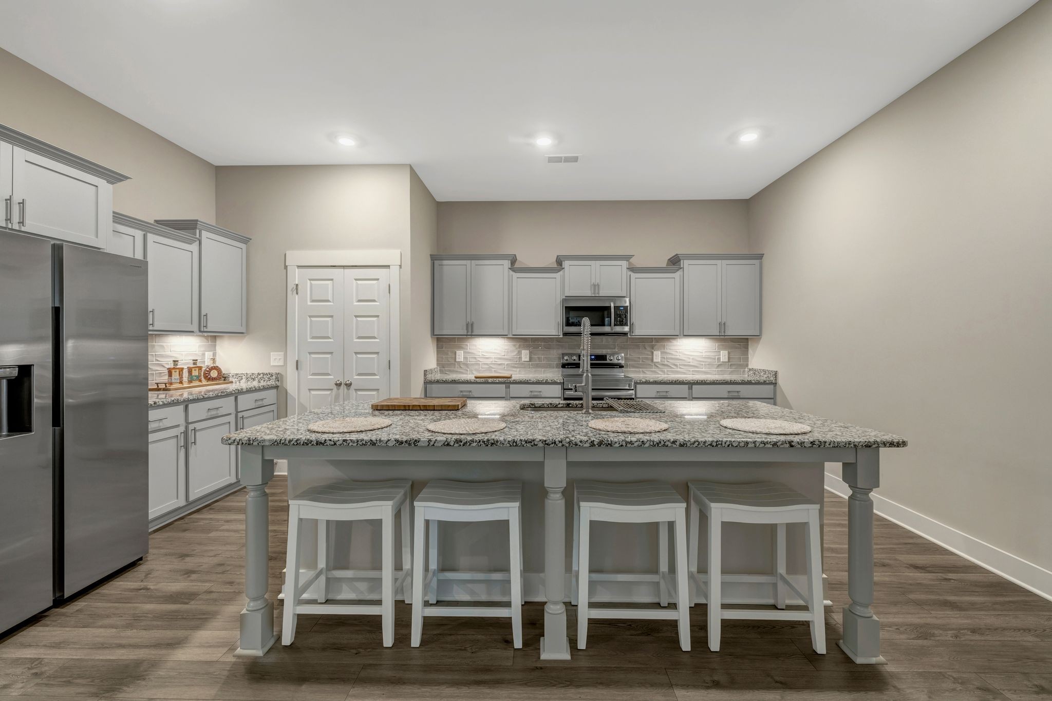 Murfreesboro, Tennessee 37128, United States, 2 Bedrooms Bedrooms, ,2 BathroomsBathrooms,Residential,Active,218479