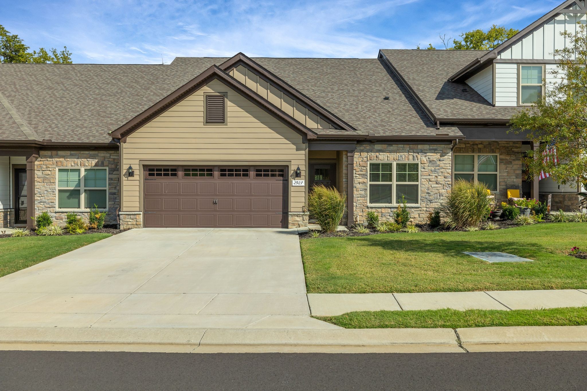 Murfreesboro, Tennessee 37128, United States, 2 Bedrooms Bedrooms, ,2 BathroomsBathrooms,Residential,Active,218479