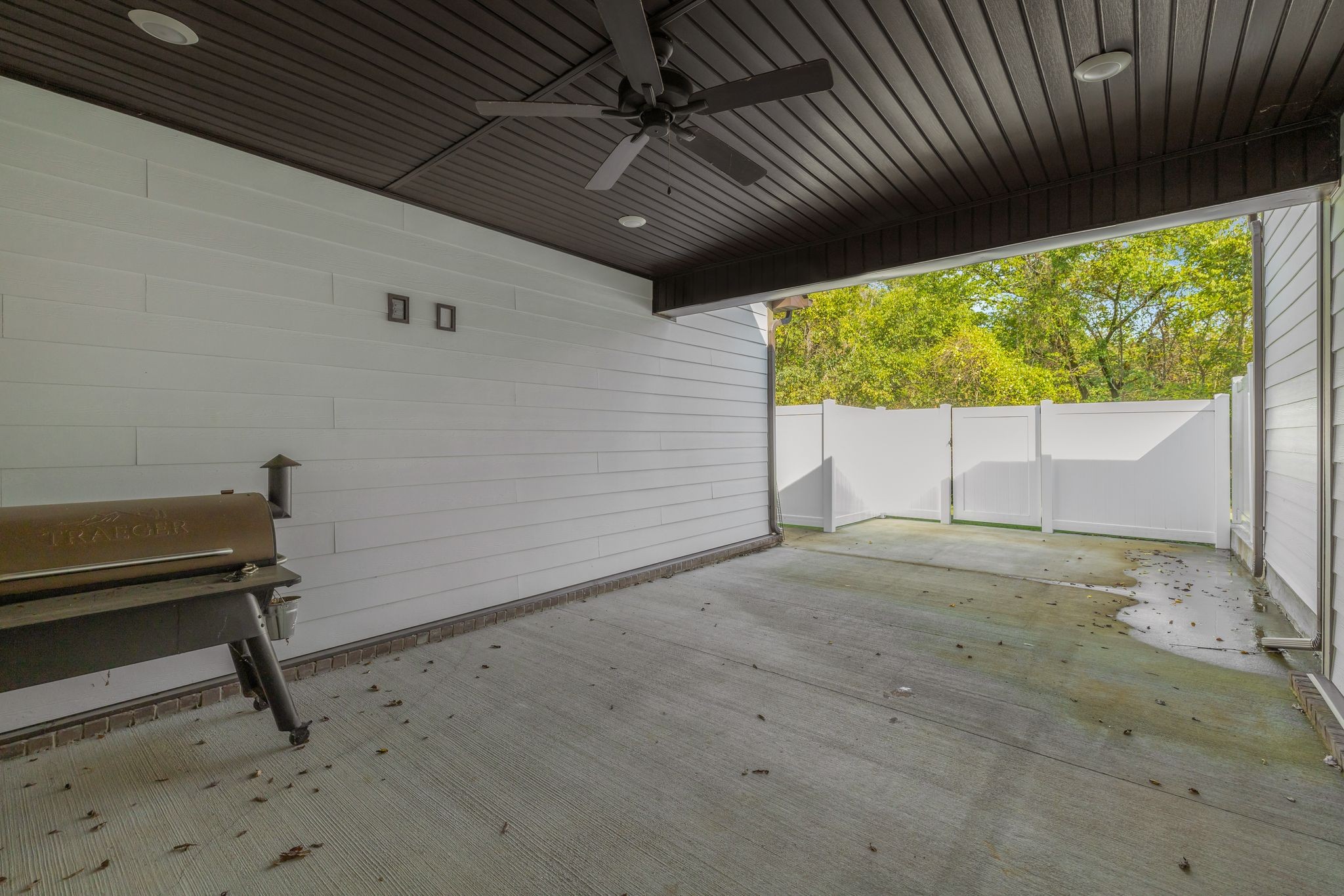 Murfreesboro, Tennessee 37128, United States, 2 Bedrooms Bedrooms, ,2 BathroomsBathrooms,Residential,Active,218479