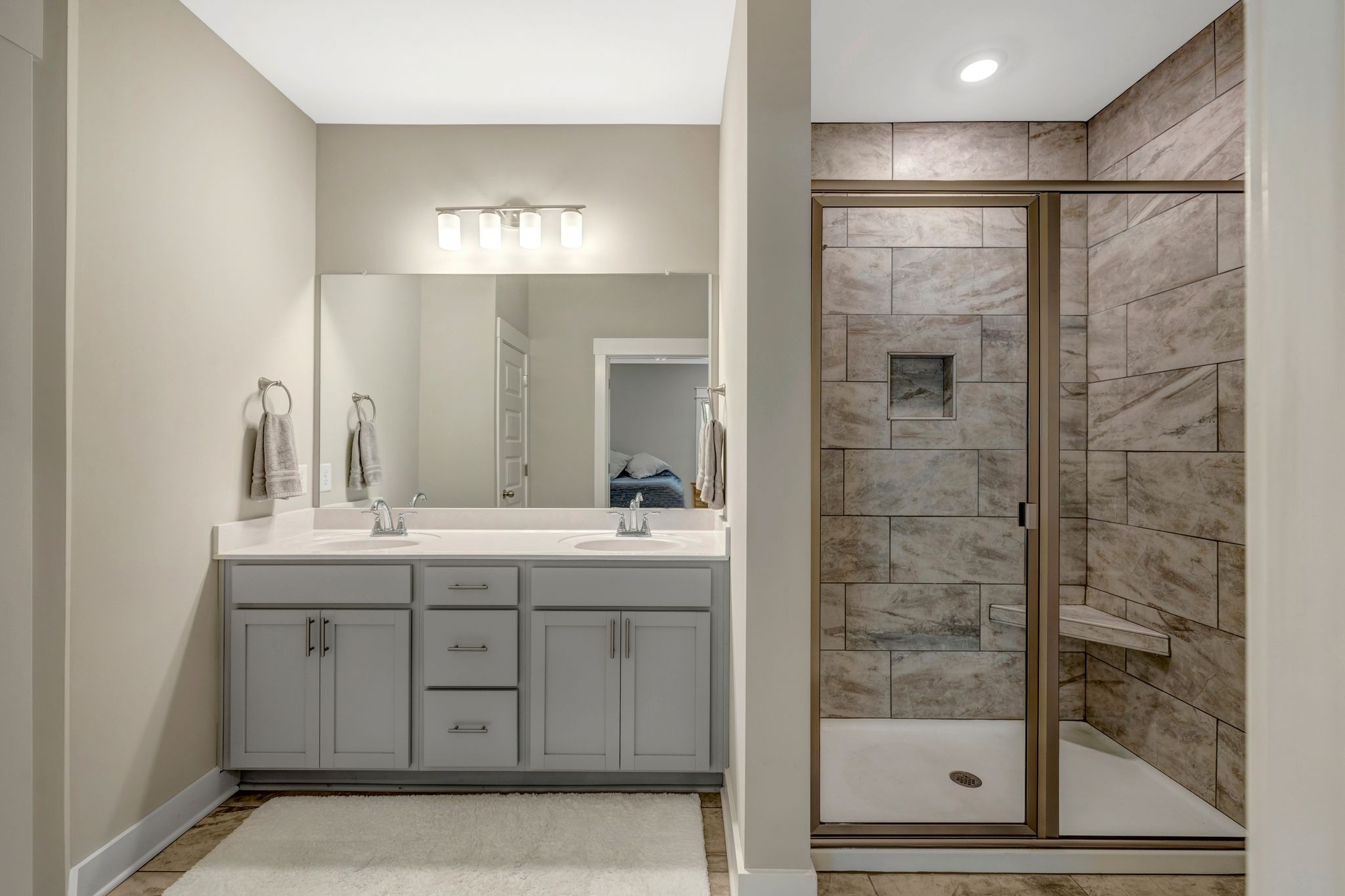 Murfreesboro, Tennessee 37128, United States, 2 Bedrooms Bedrooms, ,2 BathroomsBathrooms,Residential,Active,218479