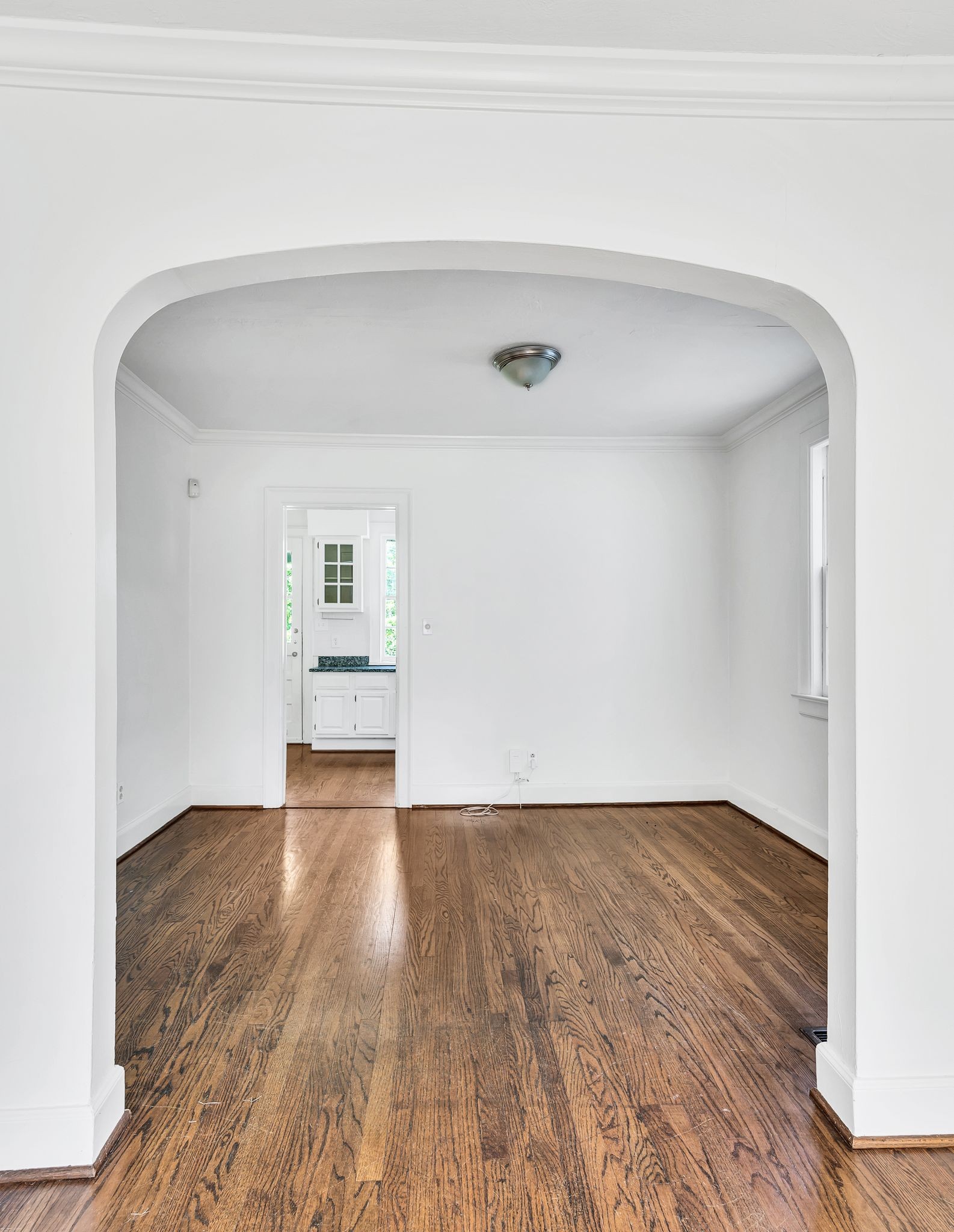 Nashville, Tennessee 37215, United States, 3 Bedrooms Bedrooms, ,2 BathroomsBathrooms,Residential,Active,39904