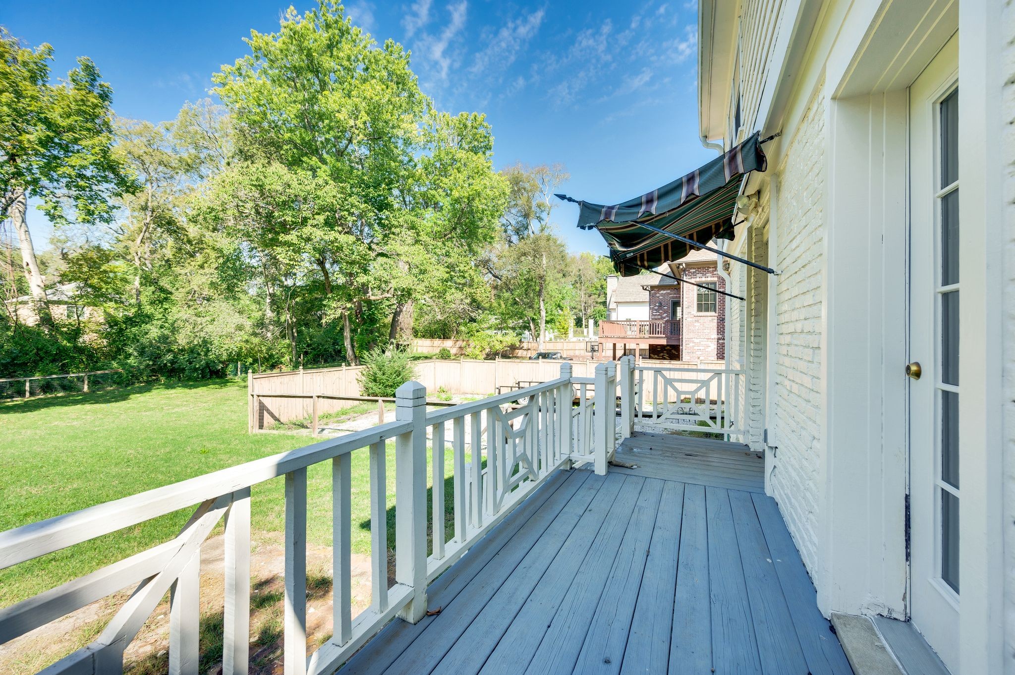 Nashville, Tennessee 37215, United States, 3 Bedrooms Bedrooms, ,2 BathroomsBathrooms,Residential,Active,39904