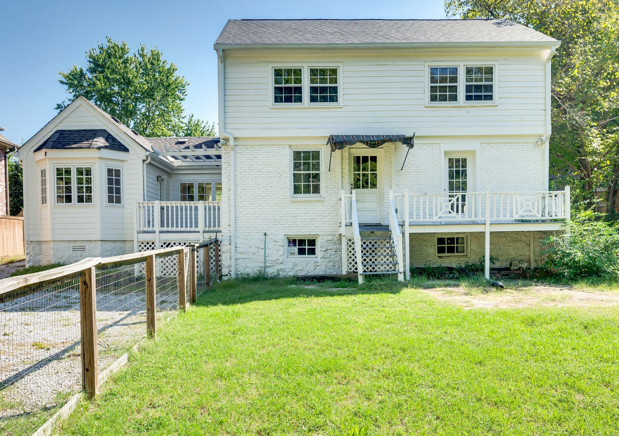 Nashville, Tennessee 37215, United States, 3 Bedrooms Bedrooms, ,2 BathroomsBathrooms,Residential,Active,39904