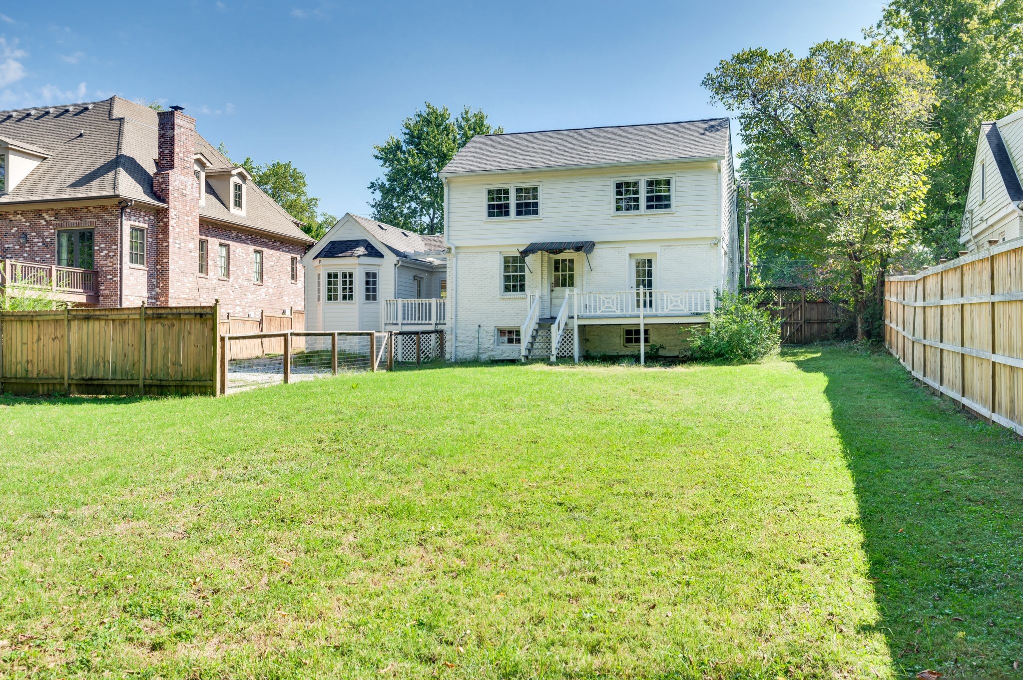 Nashville, Tennessee 37215, United States, 3 Bedrooms Bedrooms, ,2 BathroomsBathrooms,Residential,Active,39904