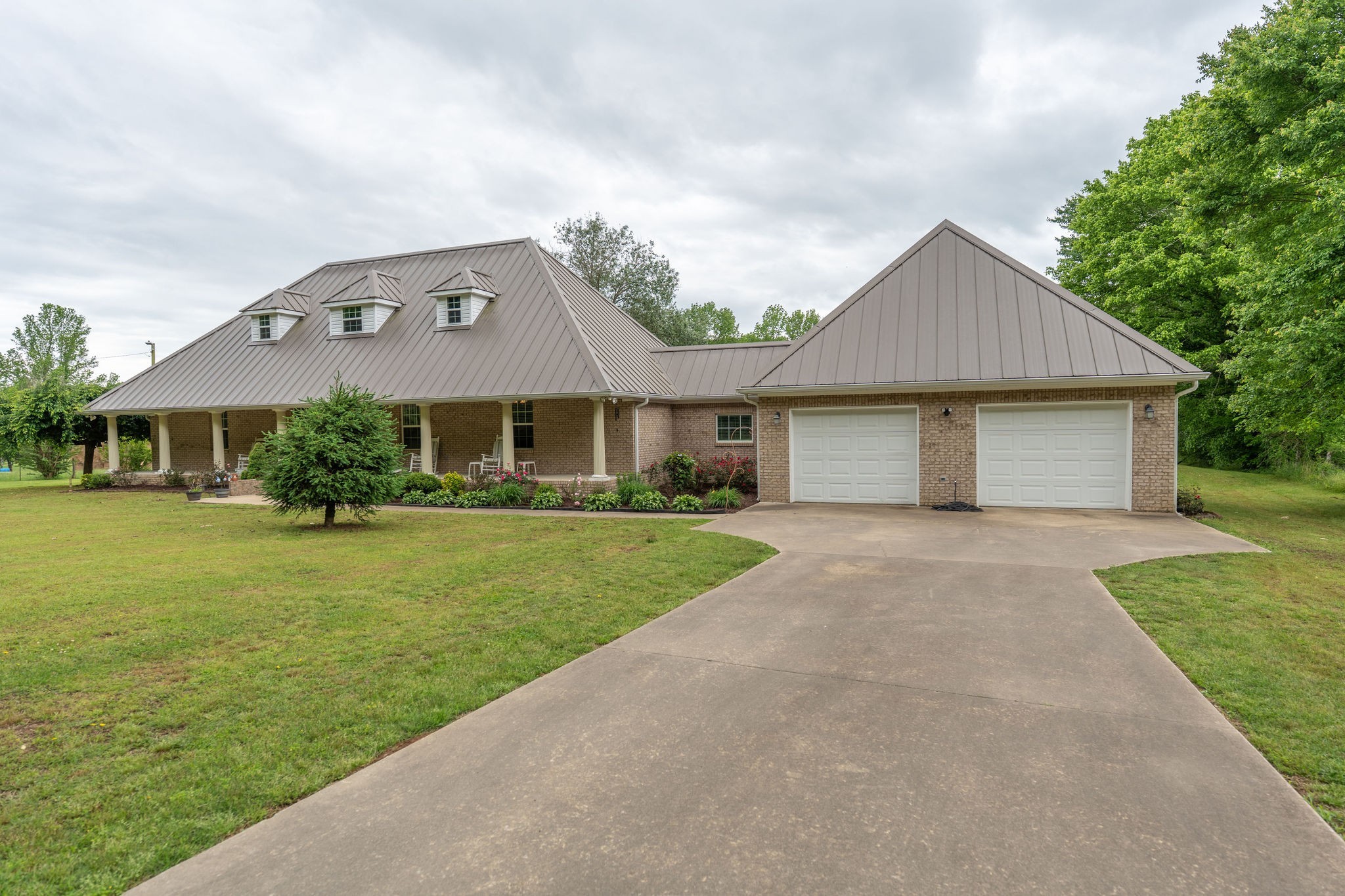 8276 Middle Butler Rd