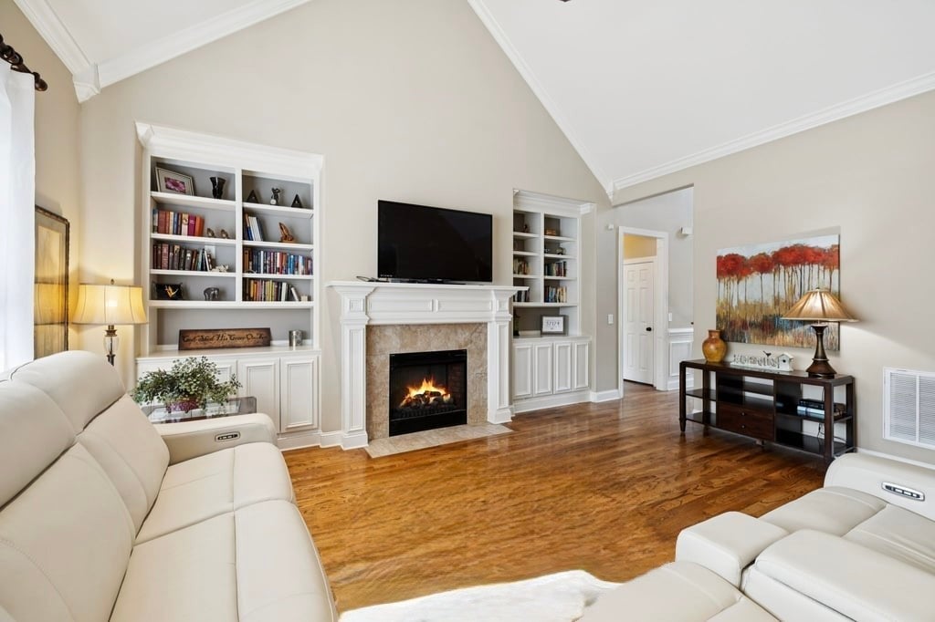 3103 Sakari Cir