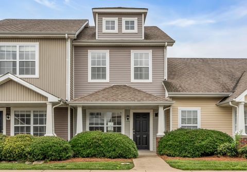 68 John Sevier Ave Clarksville TN 37040