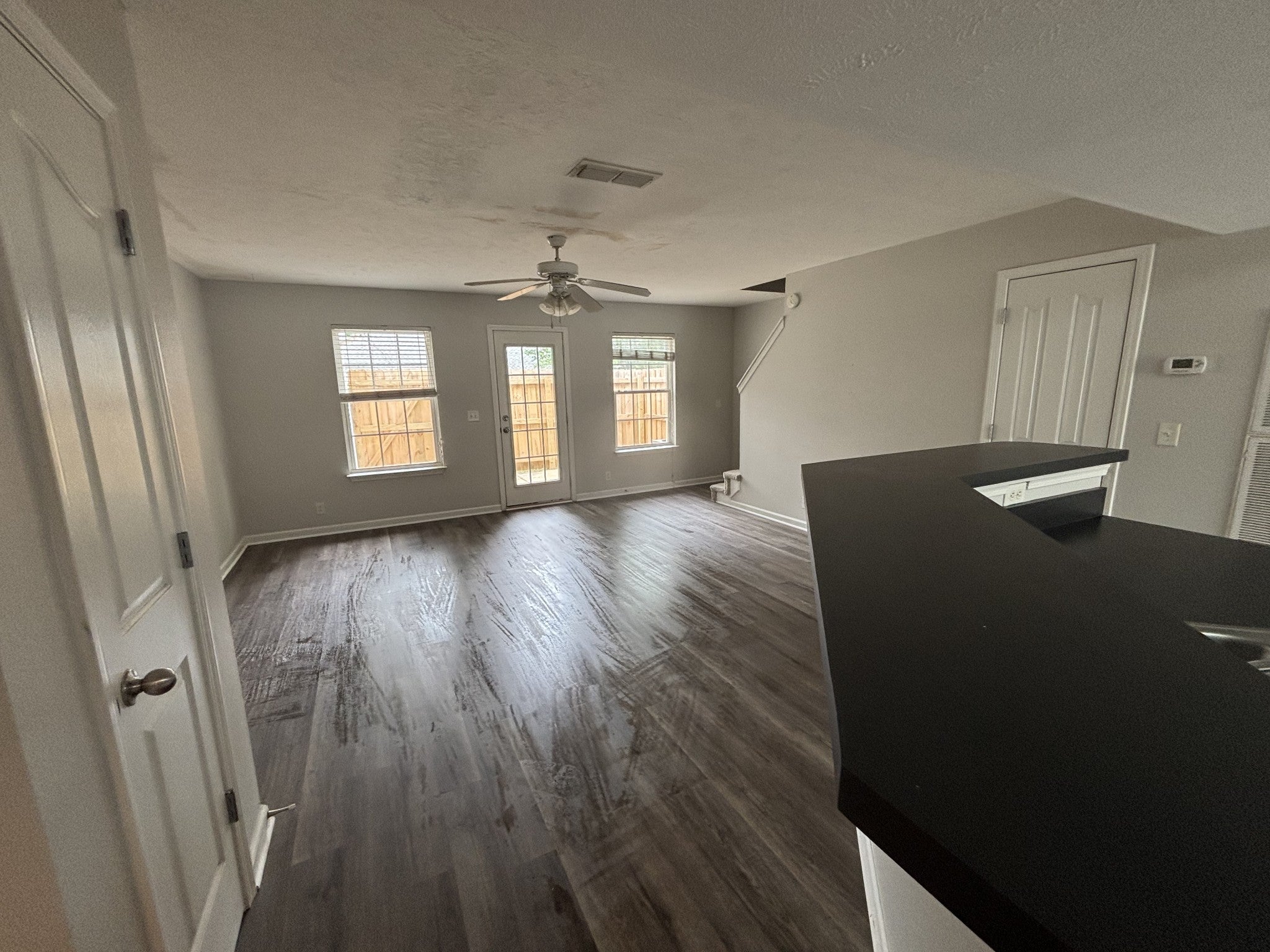 342 Arapaho Dr