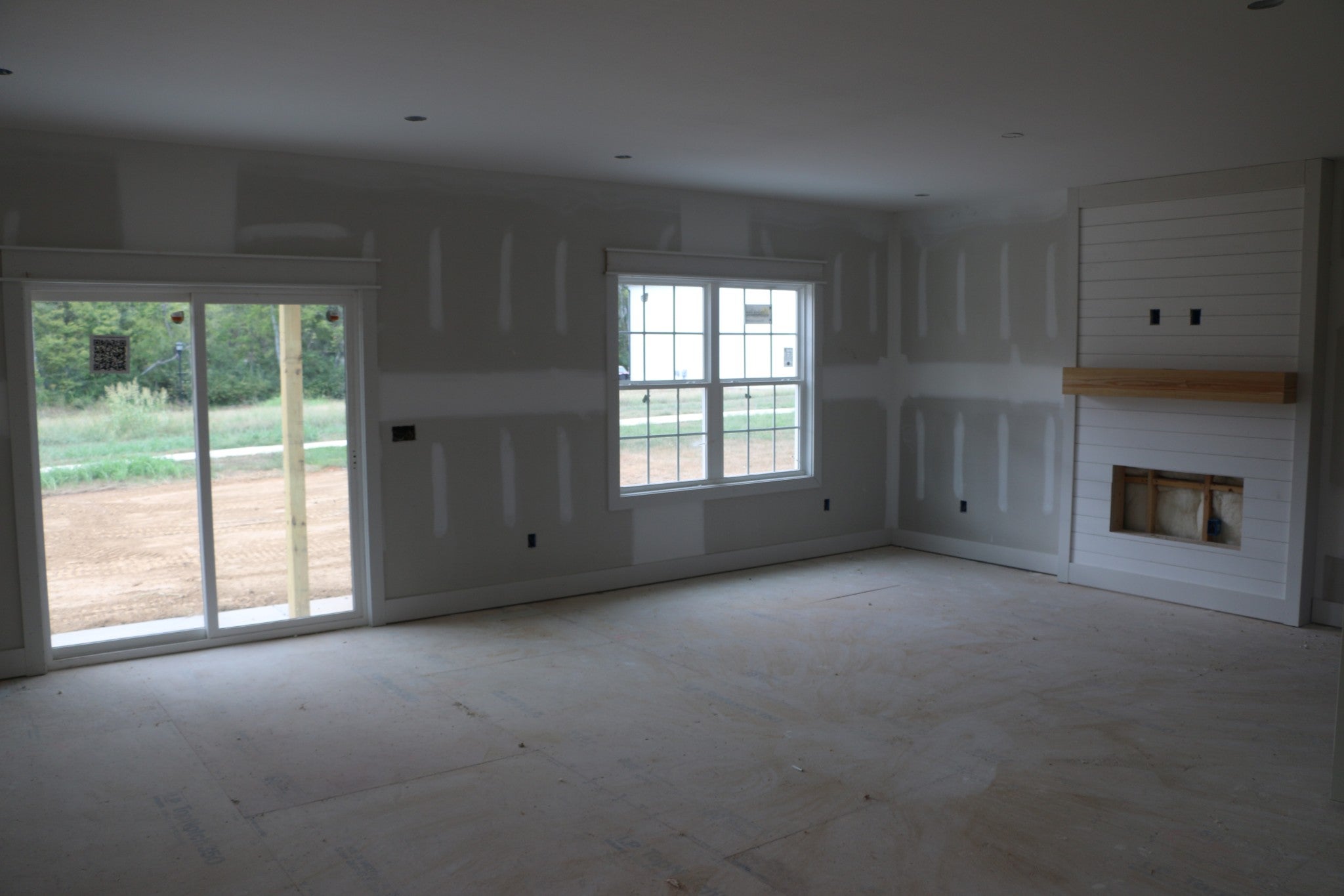 522 Charleston Cove Way