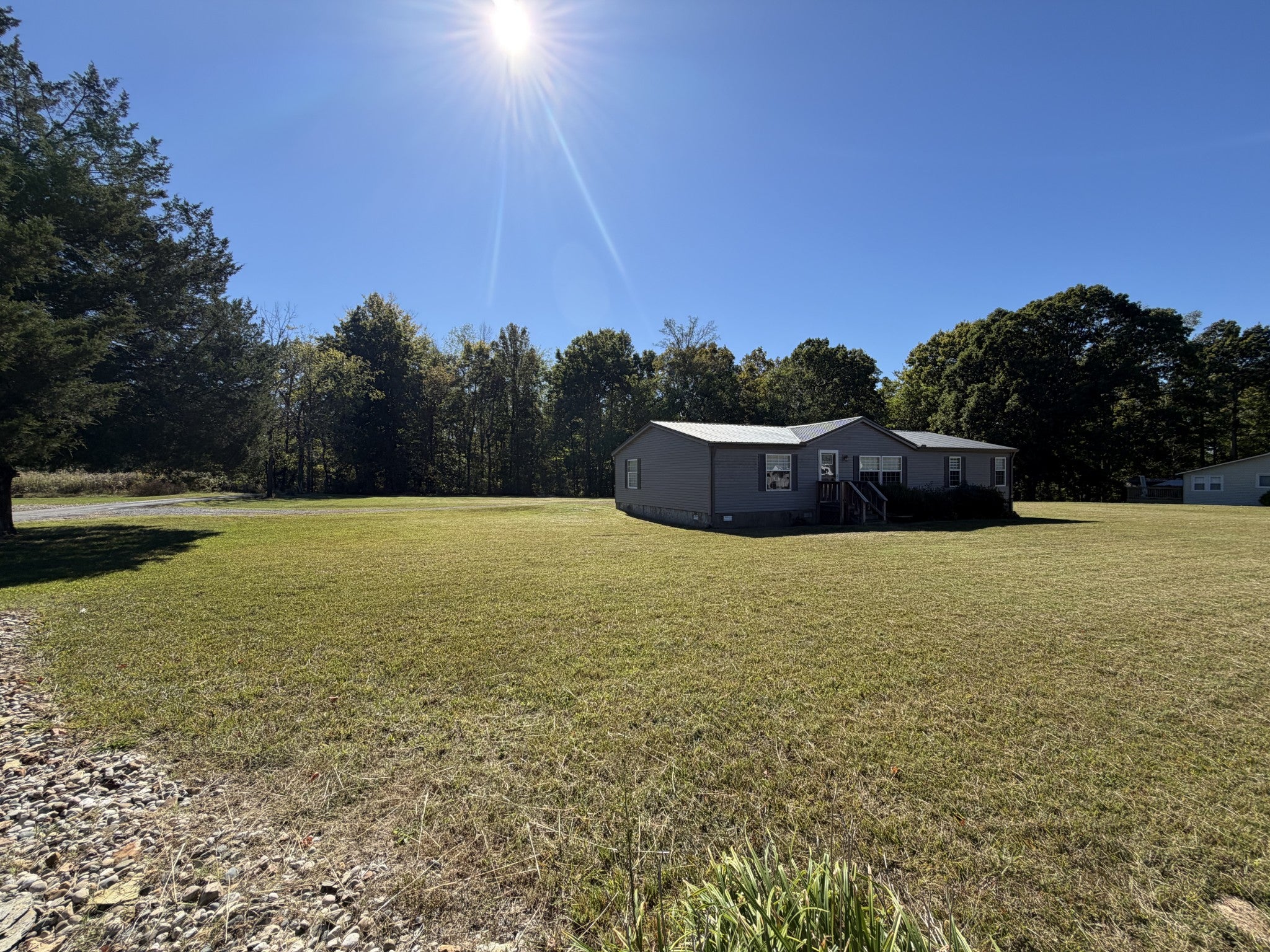303 W Garretts Creek Rd