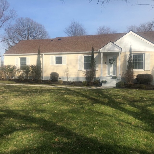 211 Cottage Ln