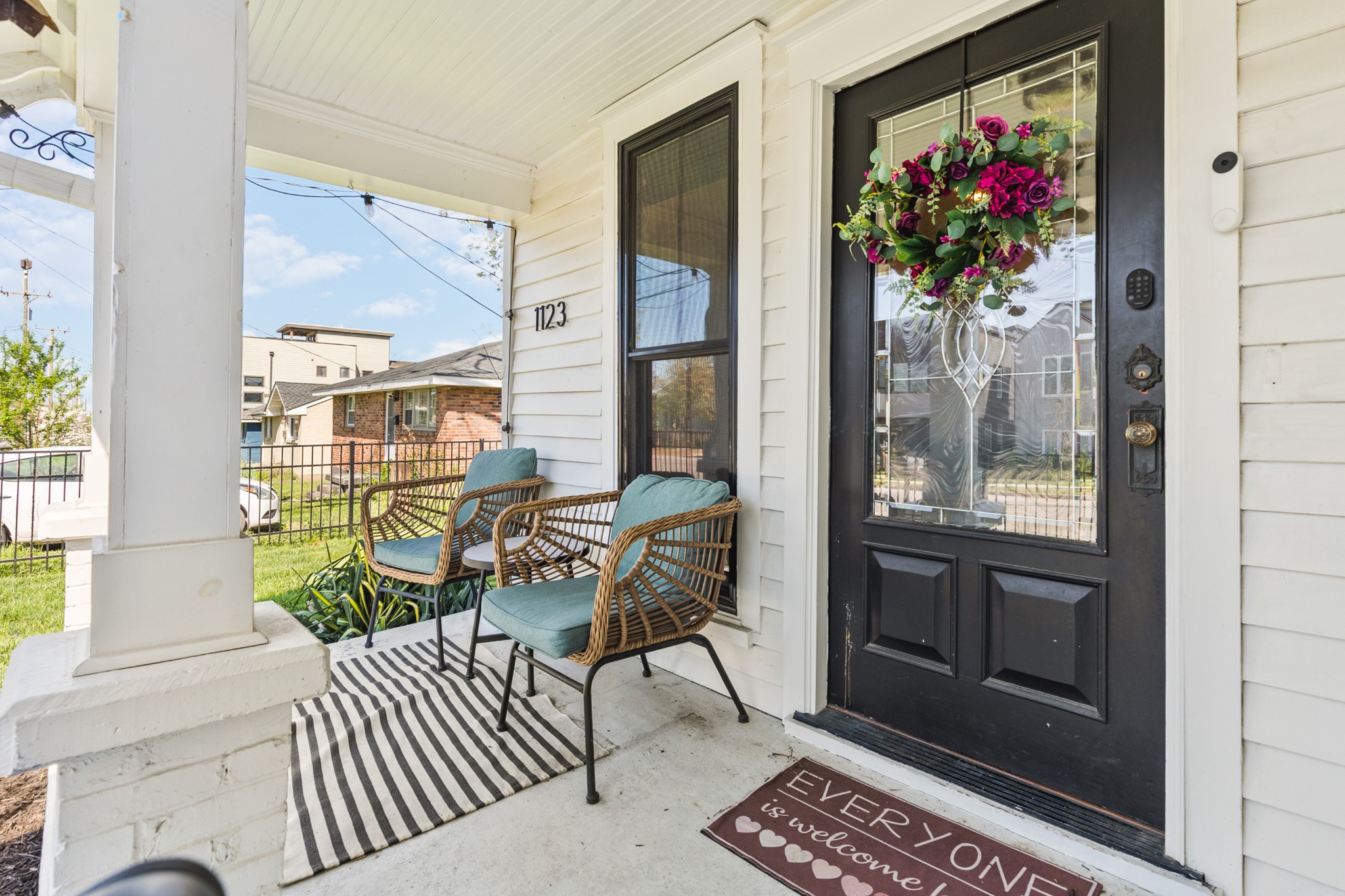 1123 Glenview Dr