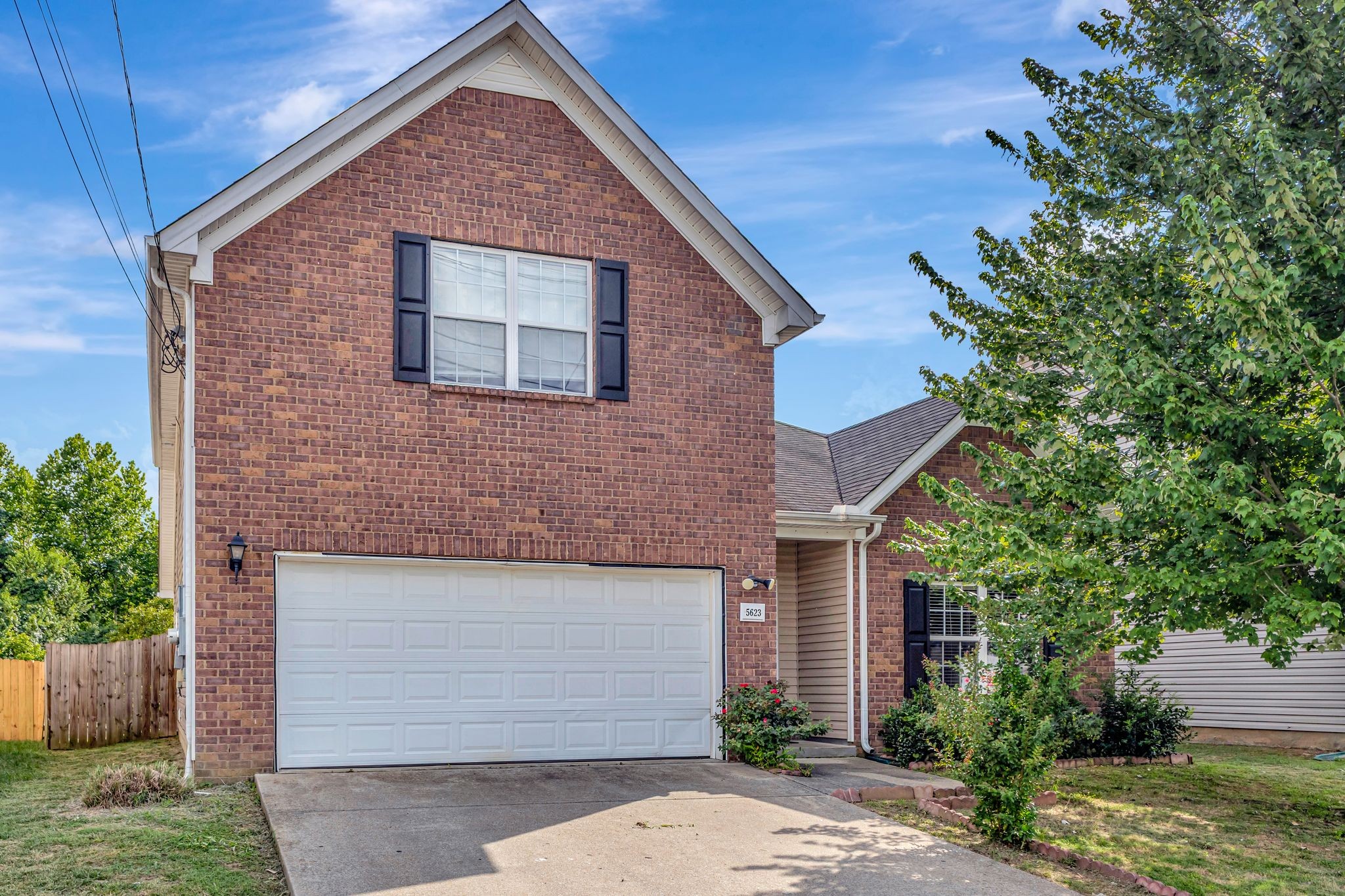 5623 Hickory Park Dr