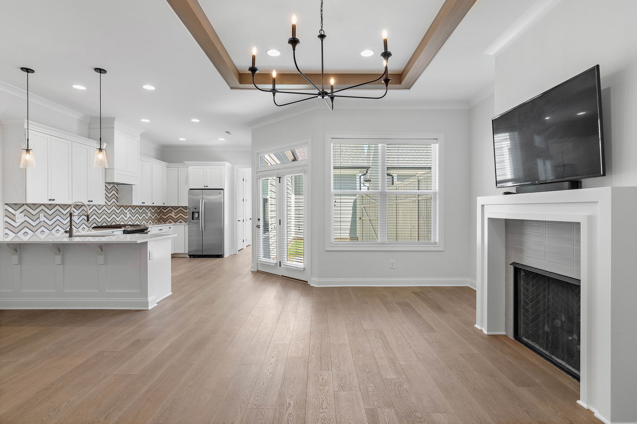 3012 Long Branch Cir