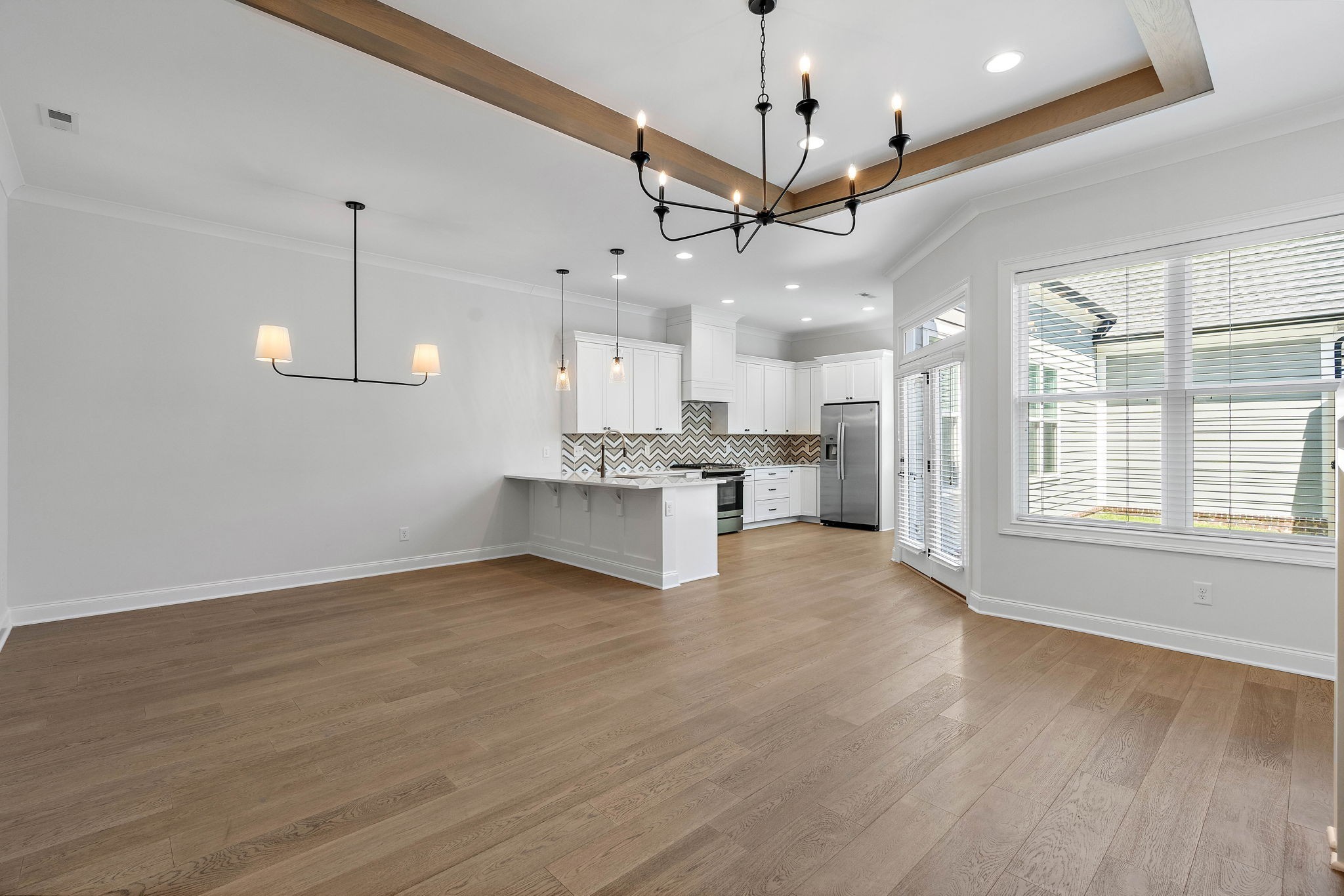 3012 Long Branch Cir