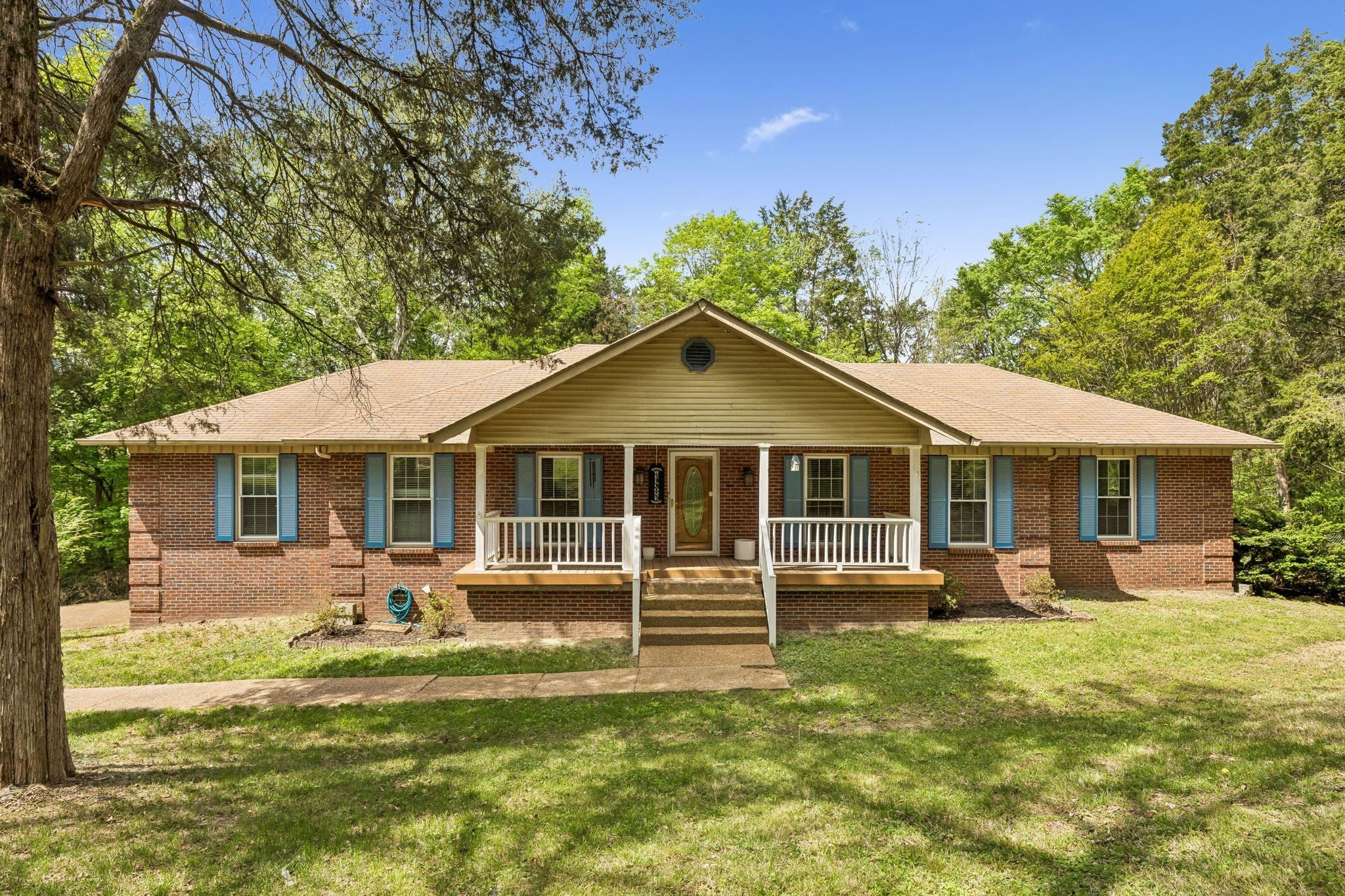 4.0-bed rental at 1912 Graceland Dr