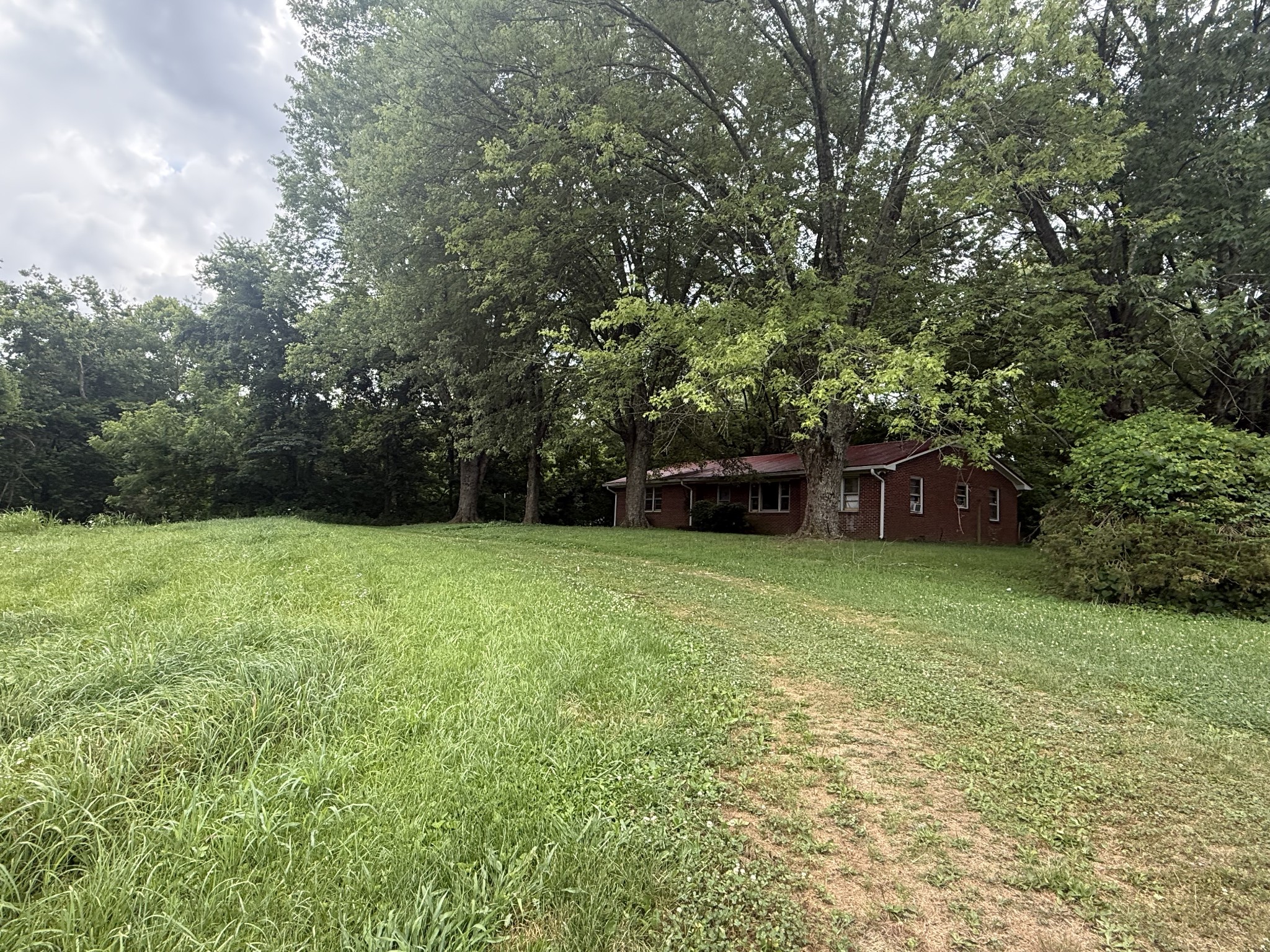 216 Raymond Hodges Rd