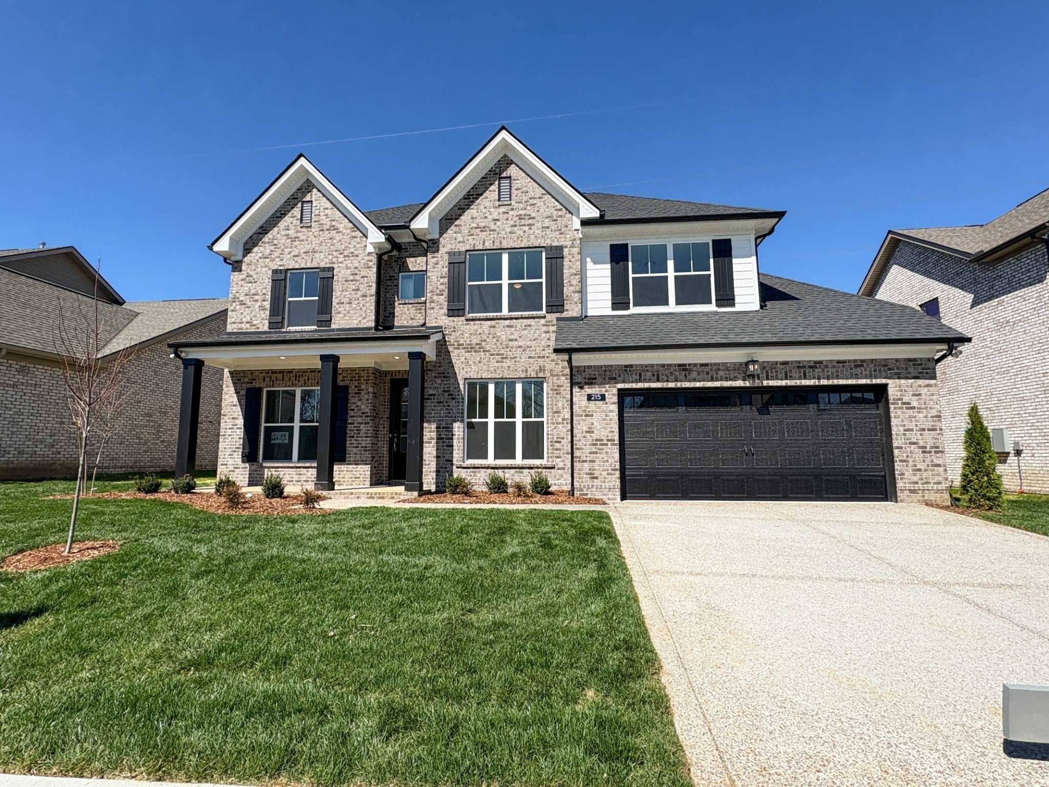 215 Settlers Way