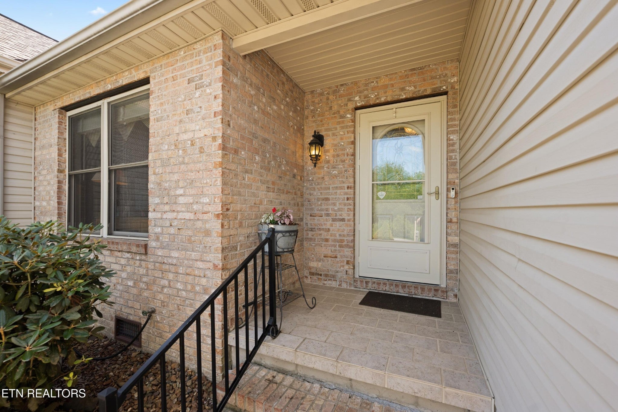 556 Woodgate Drive